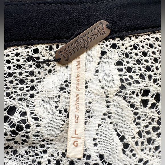 Temperance - Sheer/Lace Black Moto Style Light Weight Coat - Size Large - Picture 3 of 10